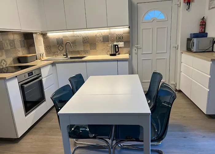 아파트 Chill Spot Volme 반졸레